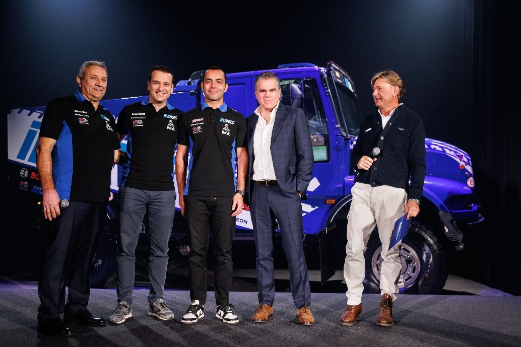 italtrans-und-prometeon-bei-der-rallye-dakar-2025 — Prometeon_Claudio Bellina, Marco Arnoletti, Danilo Petrucci, Roberto Righi_2024.jpg